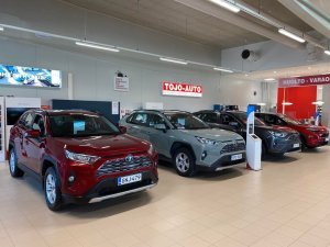 Photos from Tojo-Auto's post